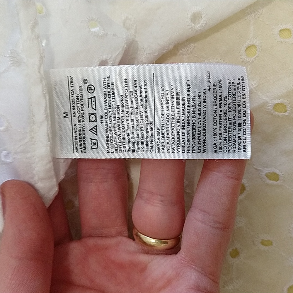 🆕 GAP White Eyelet Blouse - Picture 8 of 11